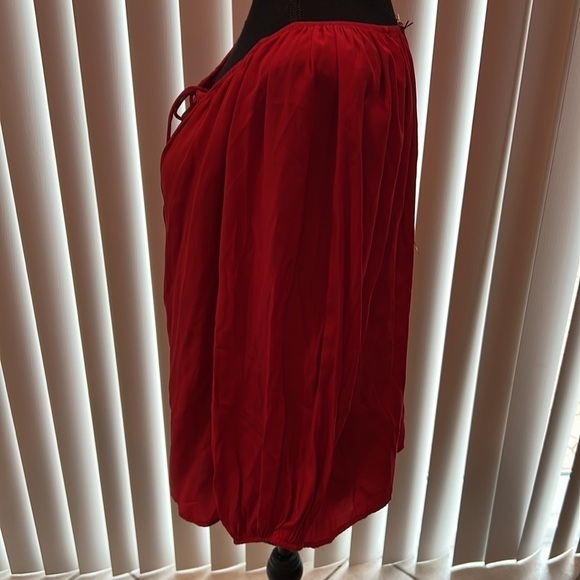 Eva Mendes NY and Company Red Blouse Size Small - Picture 4 of 9